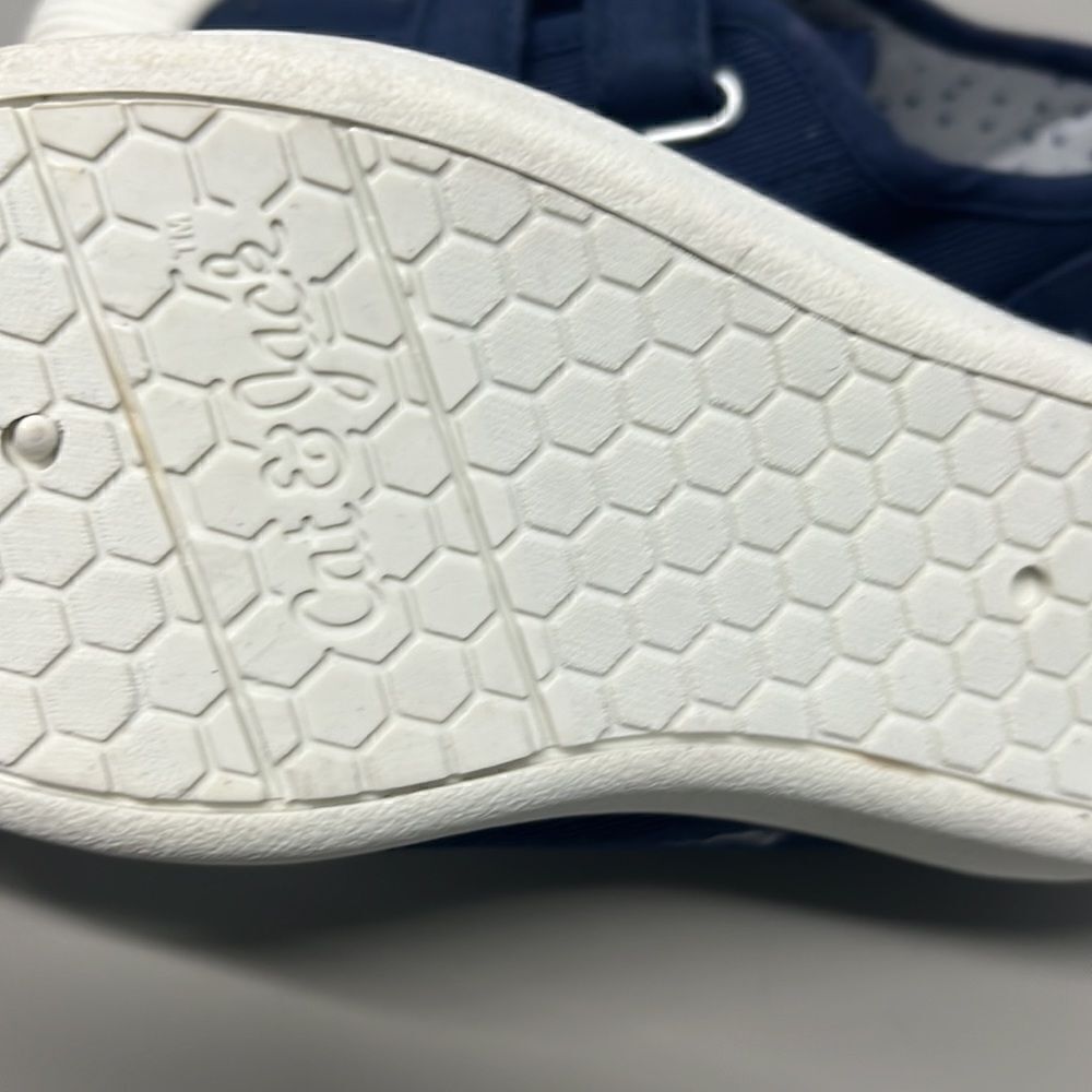 Boys shoes  - Picture 2 of 3